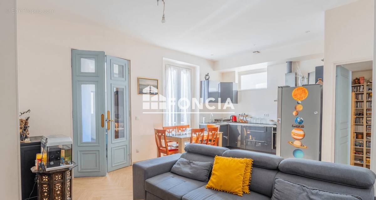 Appartement à SAINT-DENIS