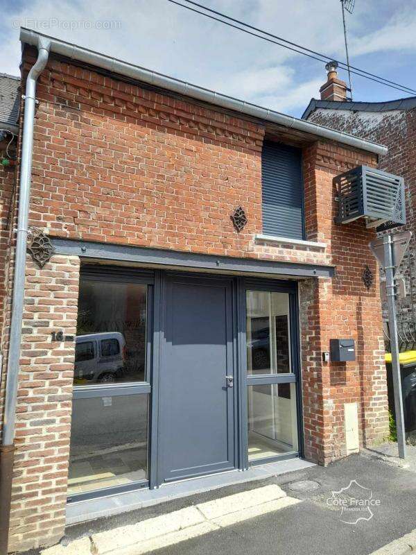 Maison à LA CAPELLE