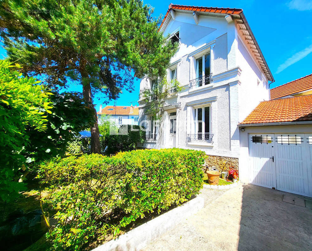 Maison à GARCHES