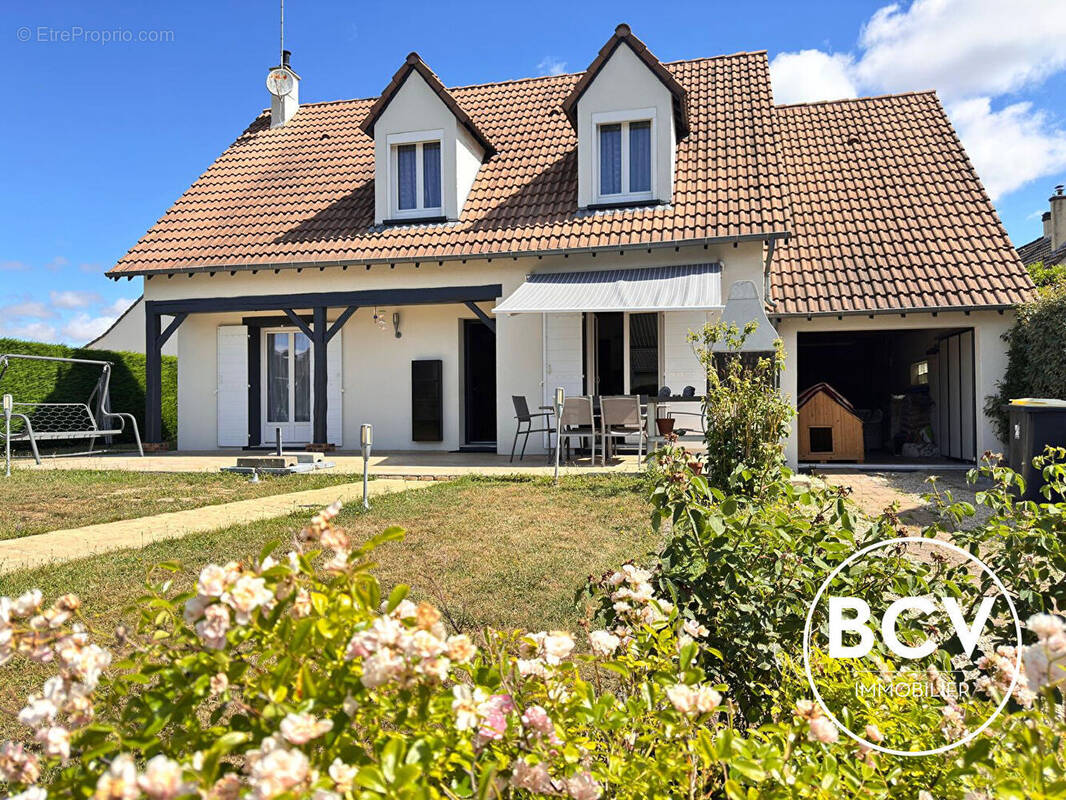 Maison à LUCE