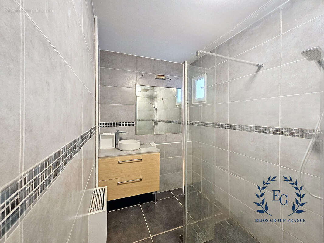 Appartement à MARSEILLE-10E