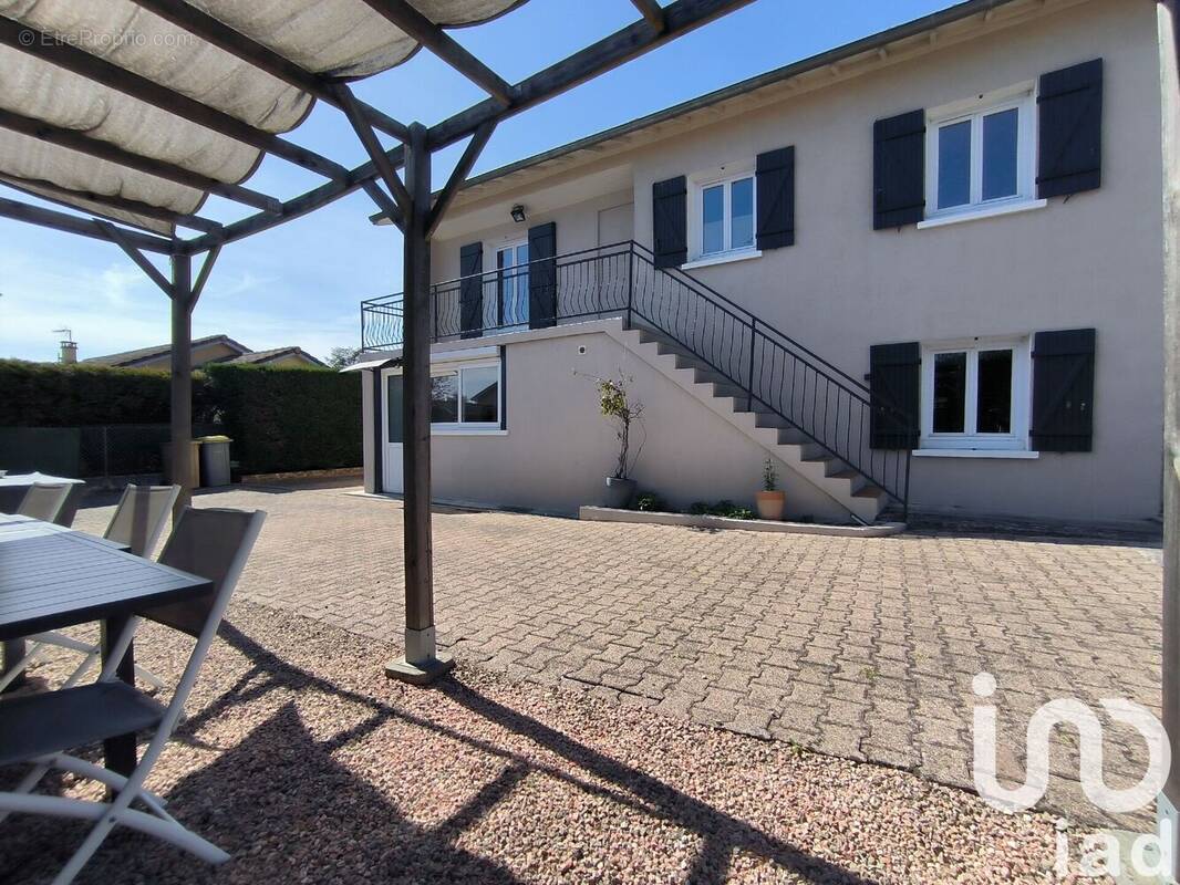 Photo 1 - Maison à ARNAS