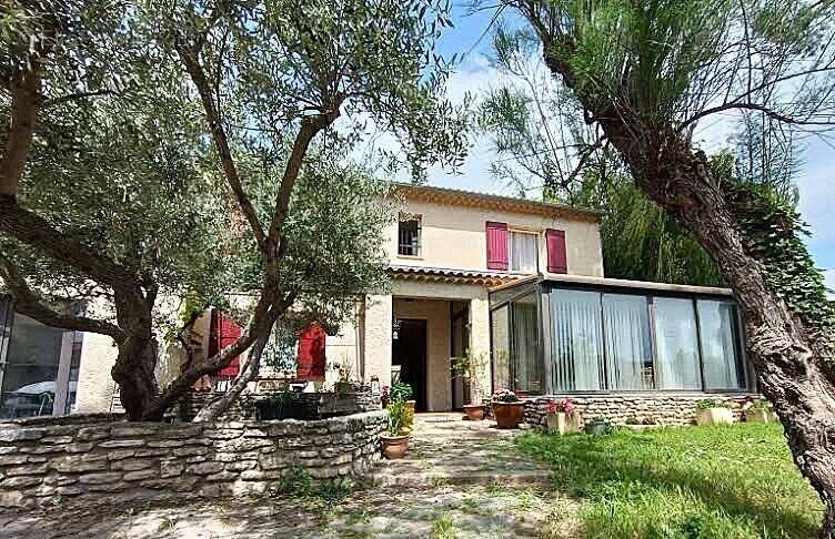 Maison à VEDENE
