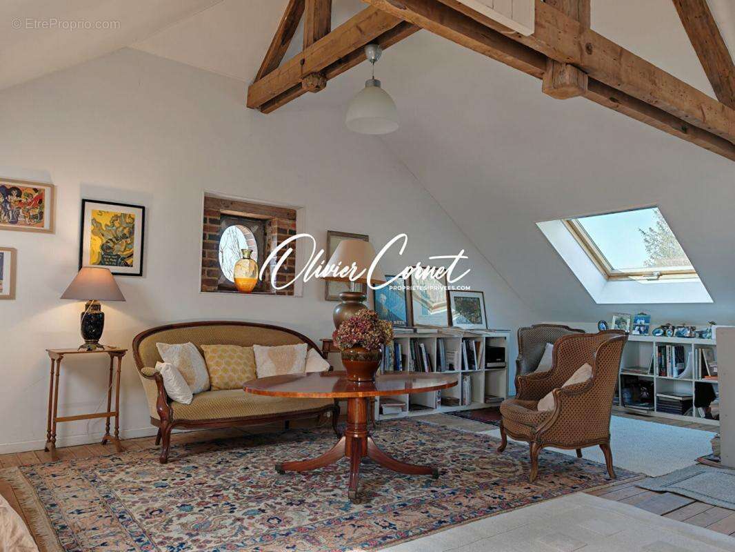 Maison à LA BAZOCHE-GOUET