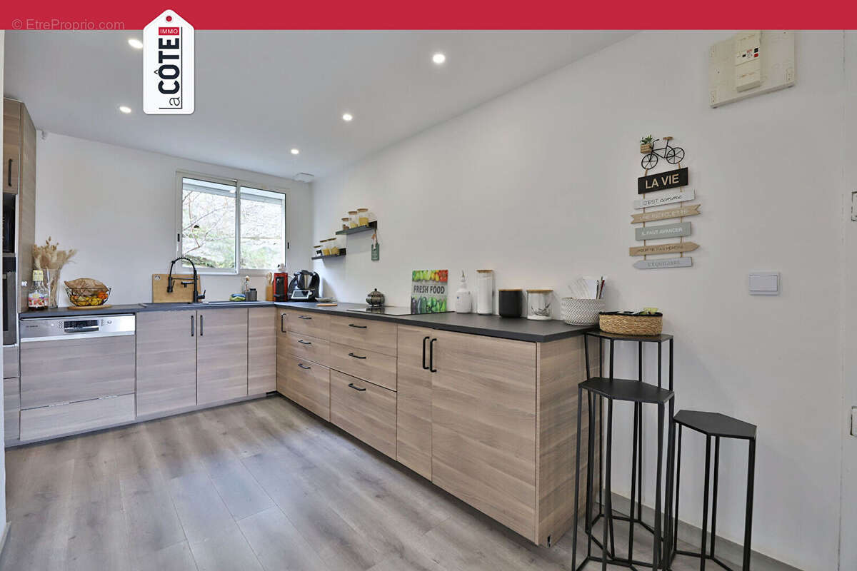 Appartement à LE ROVE