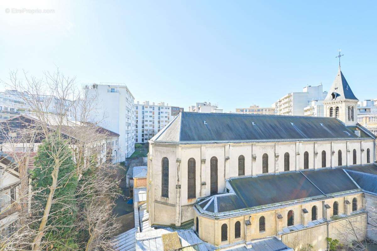 Appartement à PARIS-19E