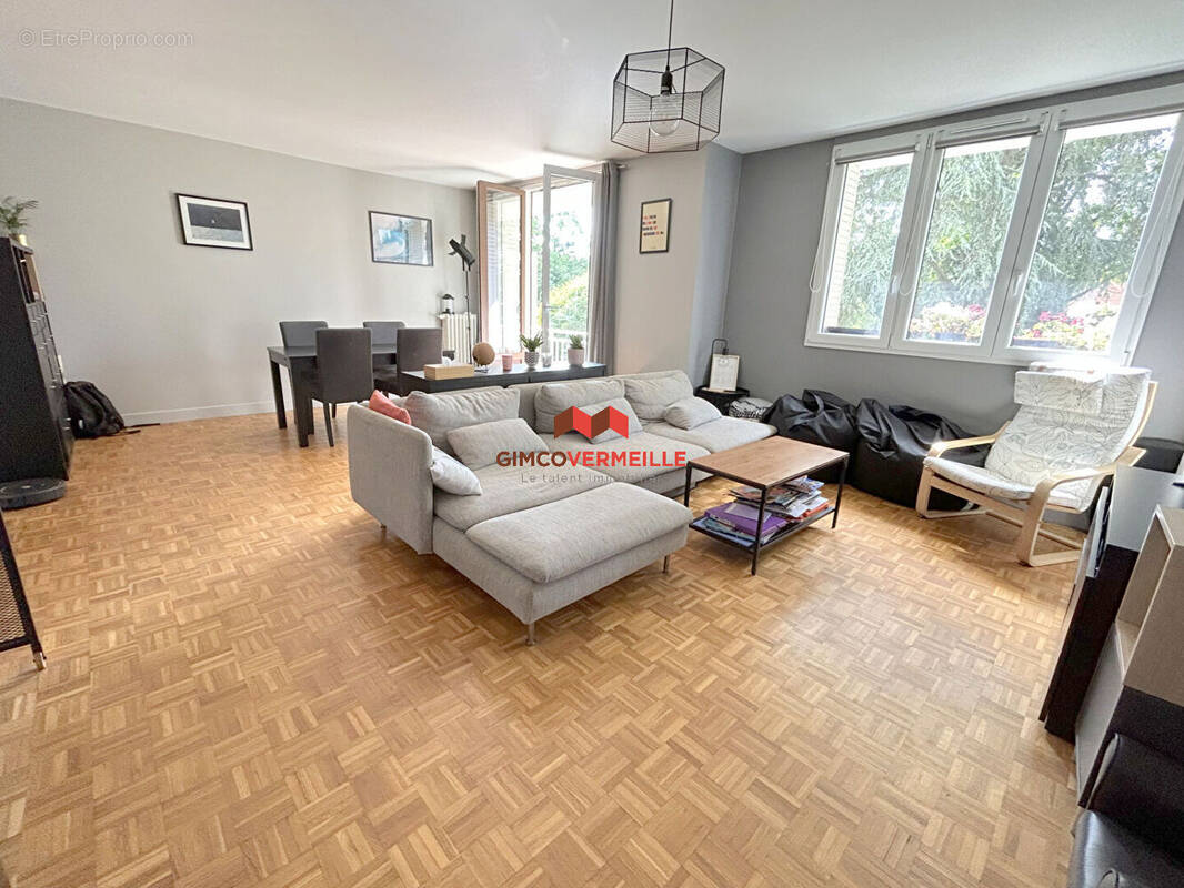 Appartement à BOUGIVAL