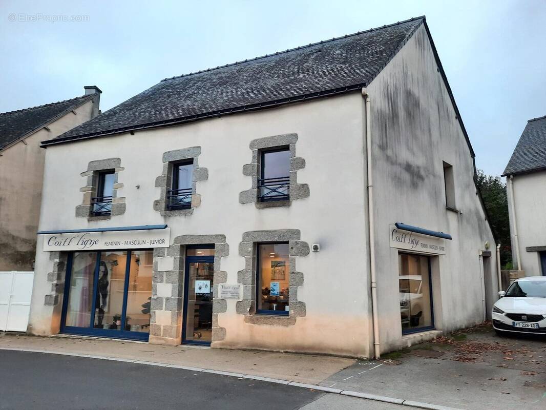 Appartement à GUILLIERS