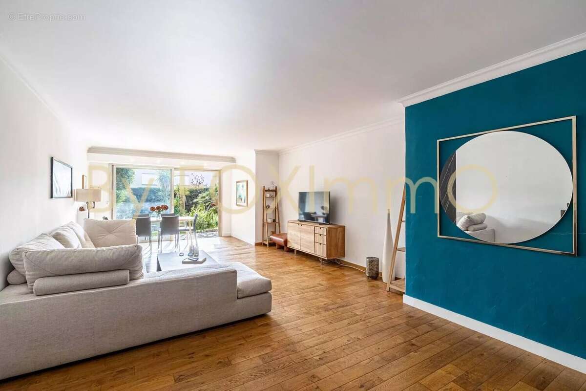 Appartement à CAGNES-SUR-MER