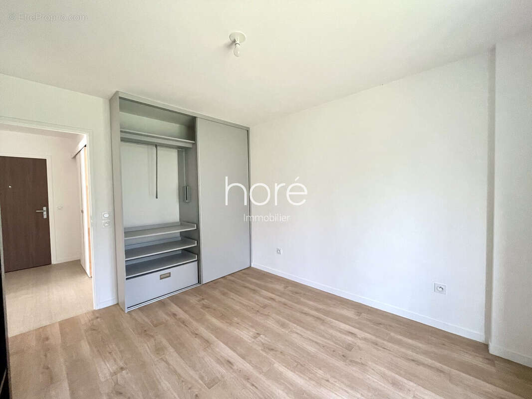 Appartement à BEAUCHAMP