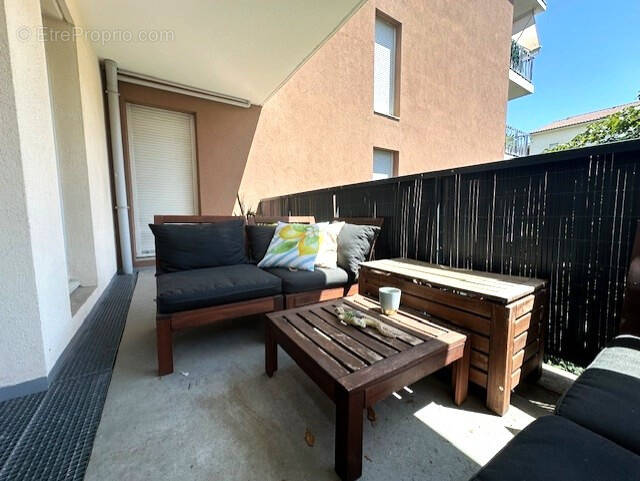 Appartement à MEYZIEU
