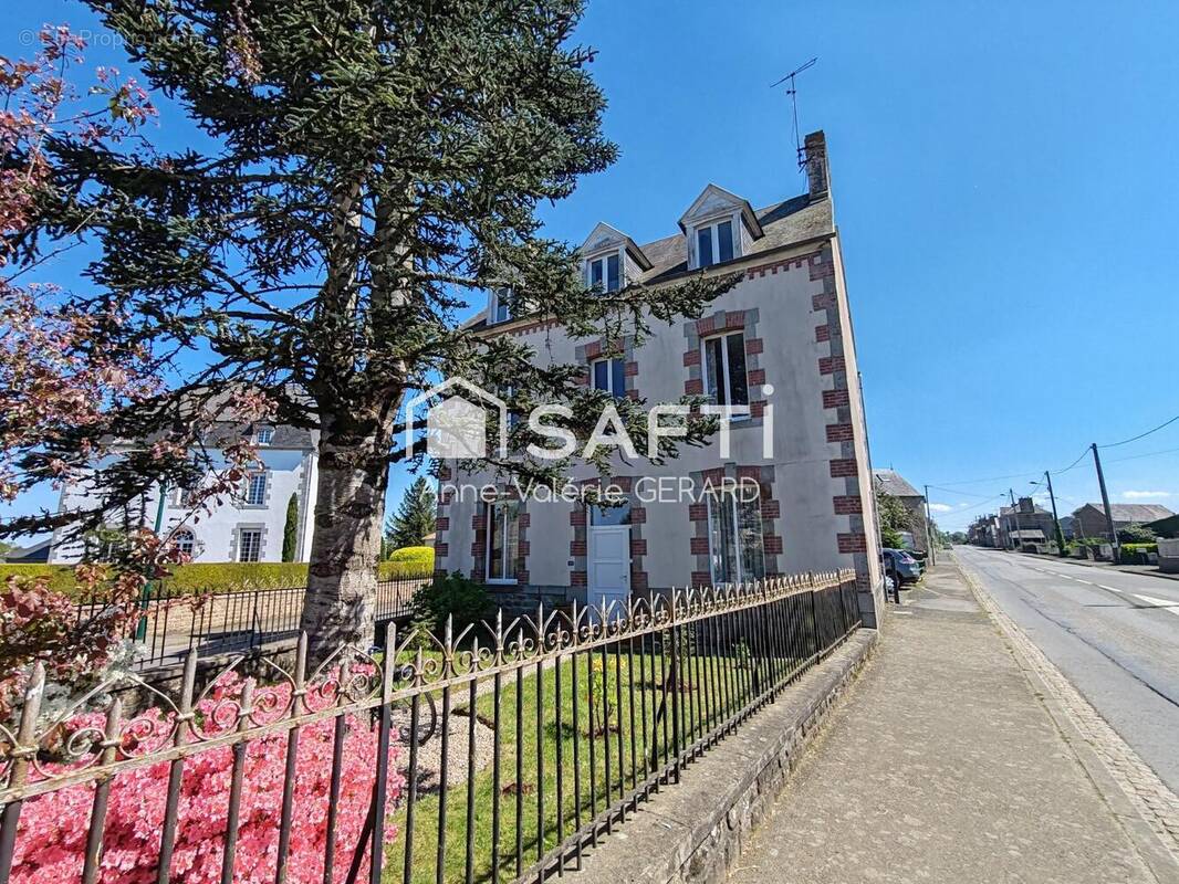 Photo 1 - Maison à LANDIVY