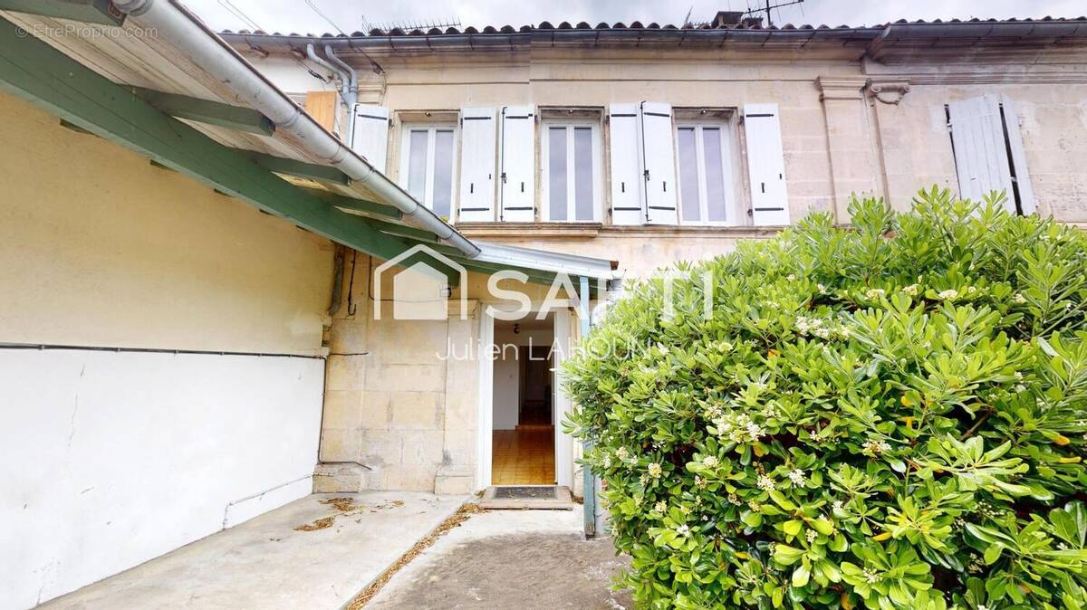 Photo 1 - Maison à CHERVES-RICHEMONT