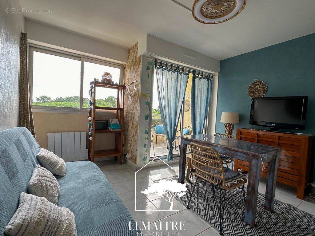 Appartement à LES MATHES