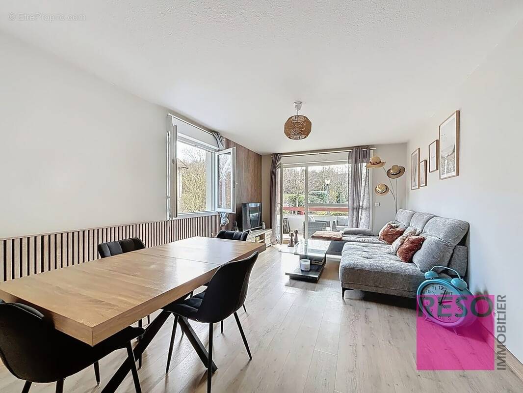 Appartement à VERS