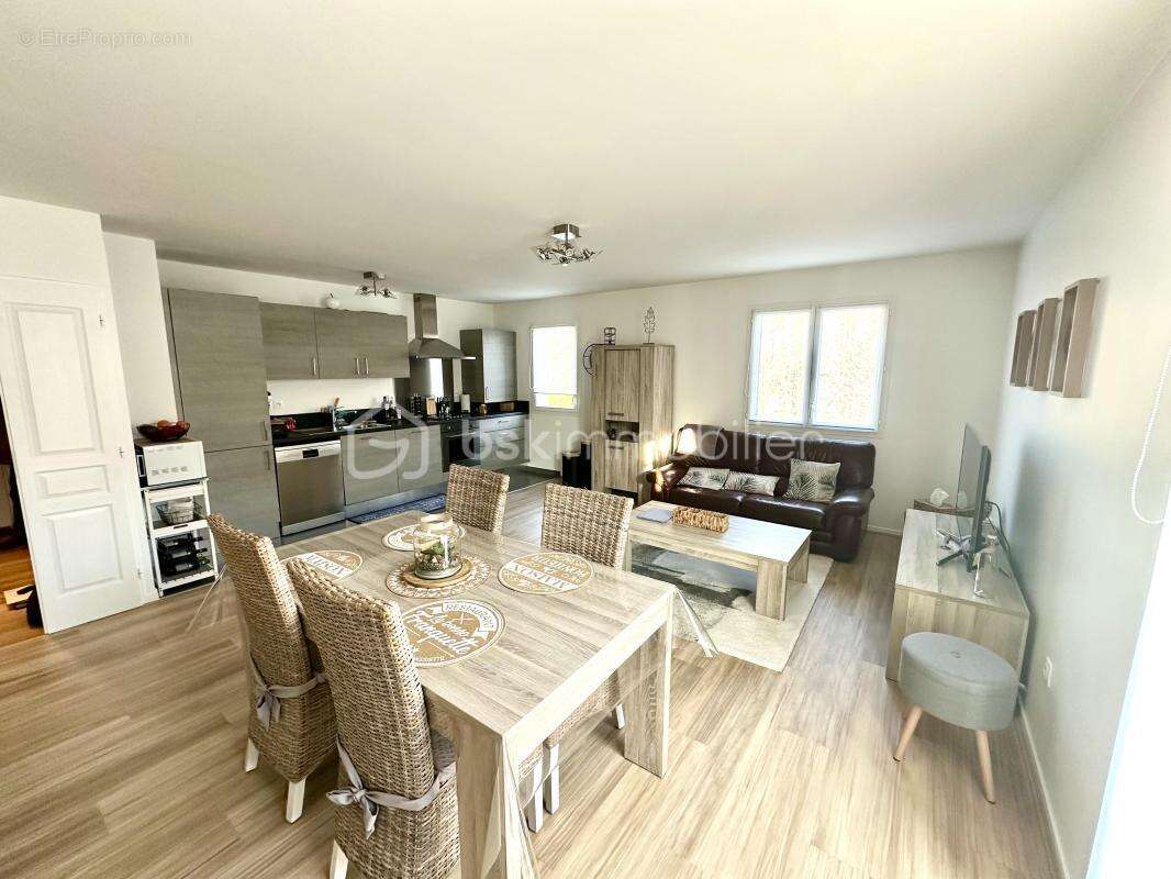 Appartement à COURCHELETTES