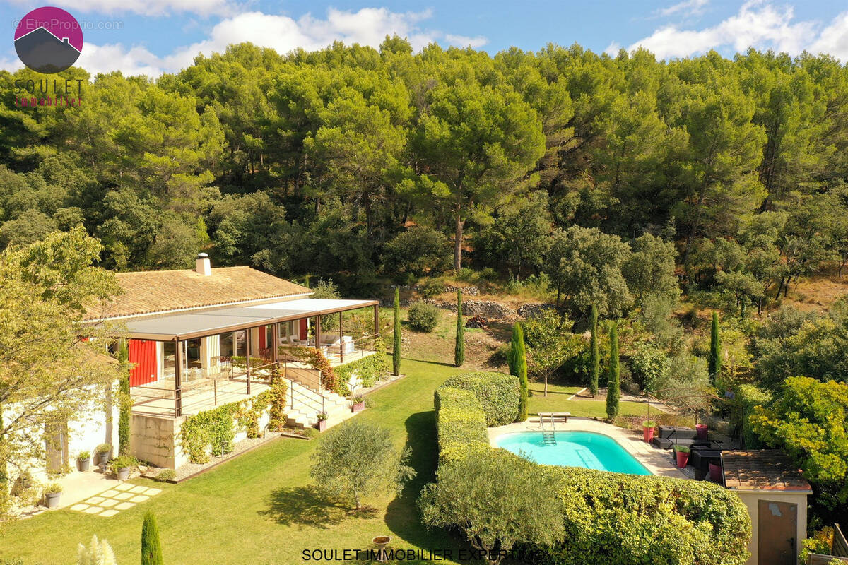 Maison à VACQUEYRAS