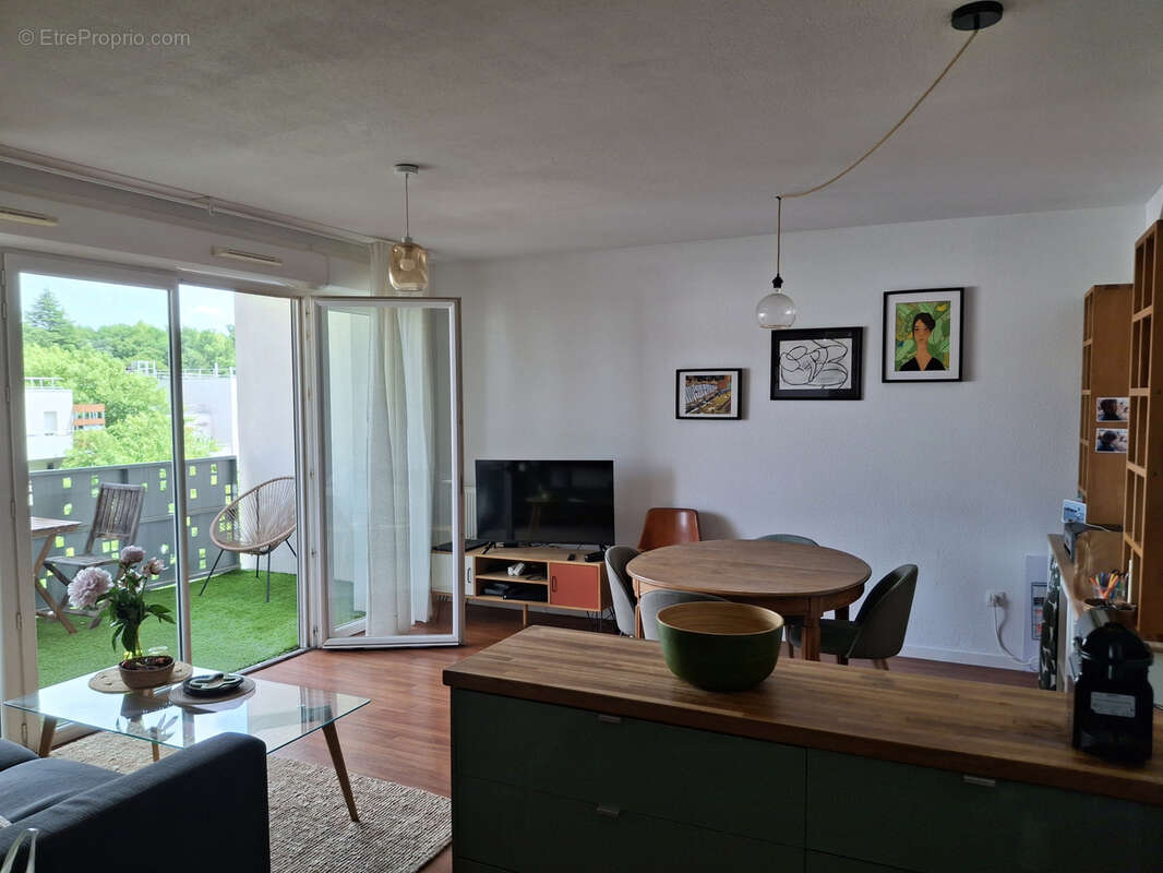 Appartement à LE TAILLAN-MEDOC