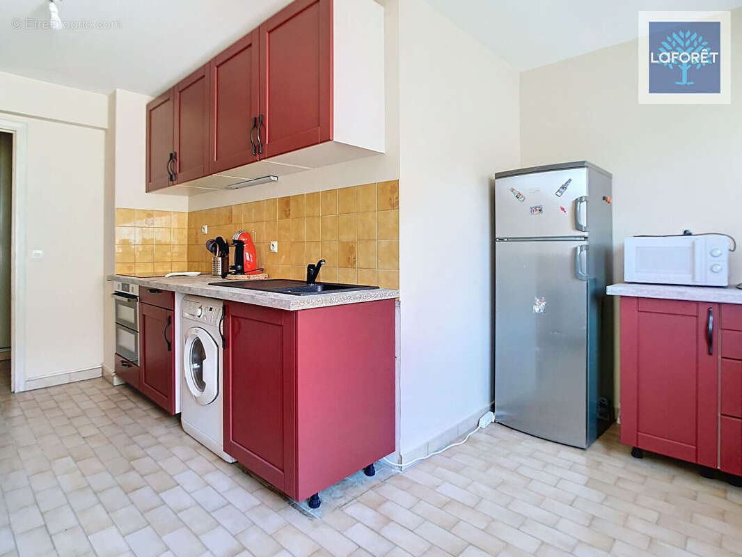 Appartement à VALLAURIS