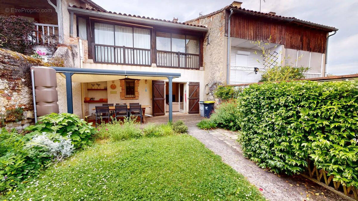 Maison à AUVILLAR