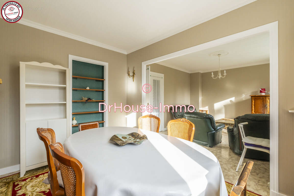 Appartement à LA CELLE-SAINT-CLOUD