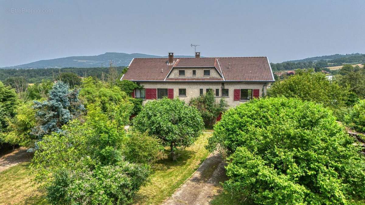Maison à DOMMARTIN