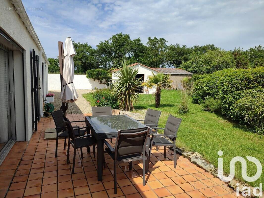 Photo 1 - Maison à SAINT-MICHEL-CHEF-CHEF
