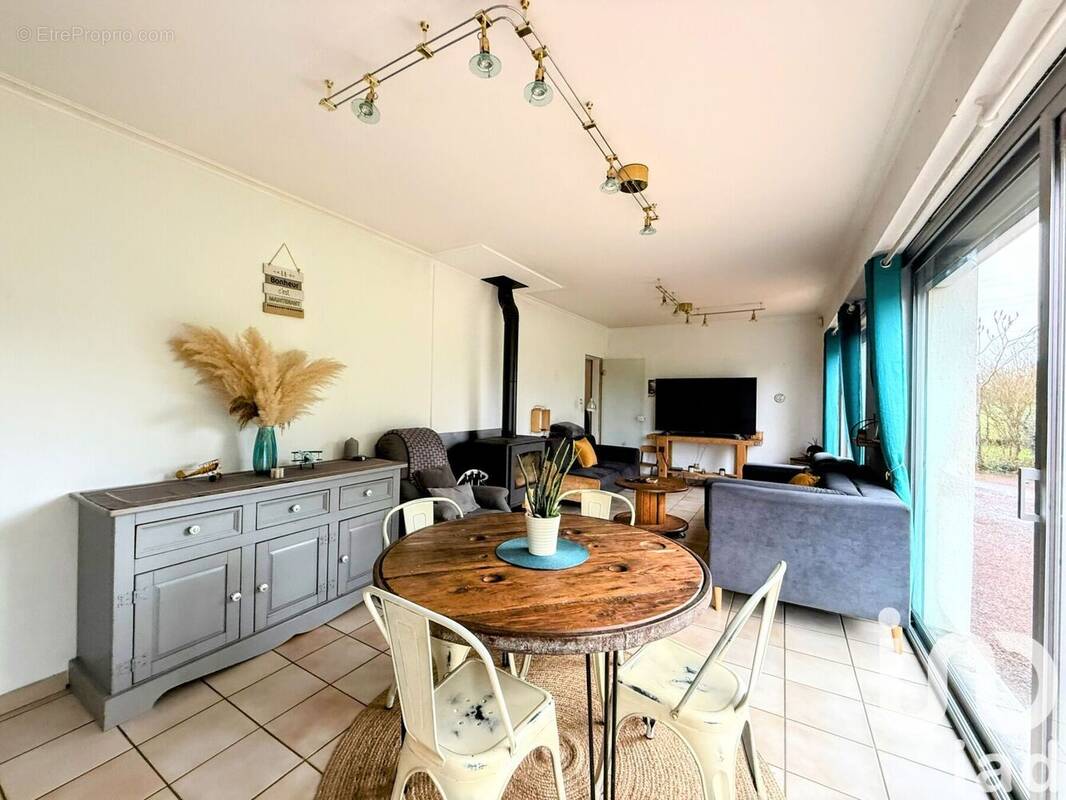 Photo 1 - Maison à LES CLOUZEAUX