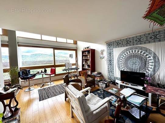 Appartement à FIRMINY