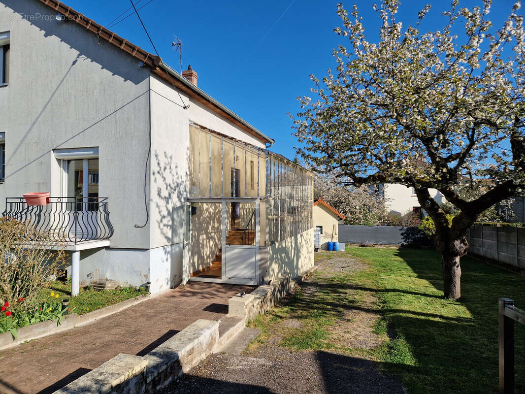 Maison à AUTUN