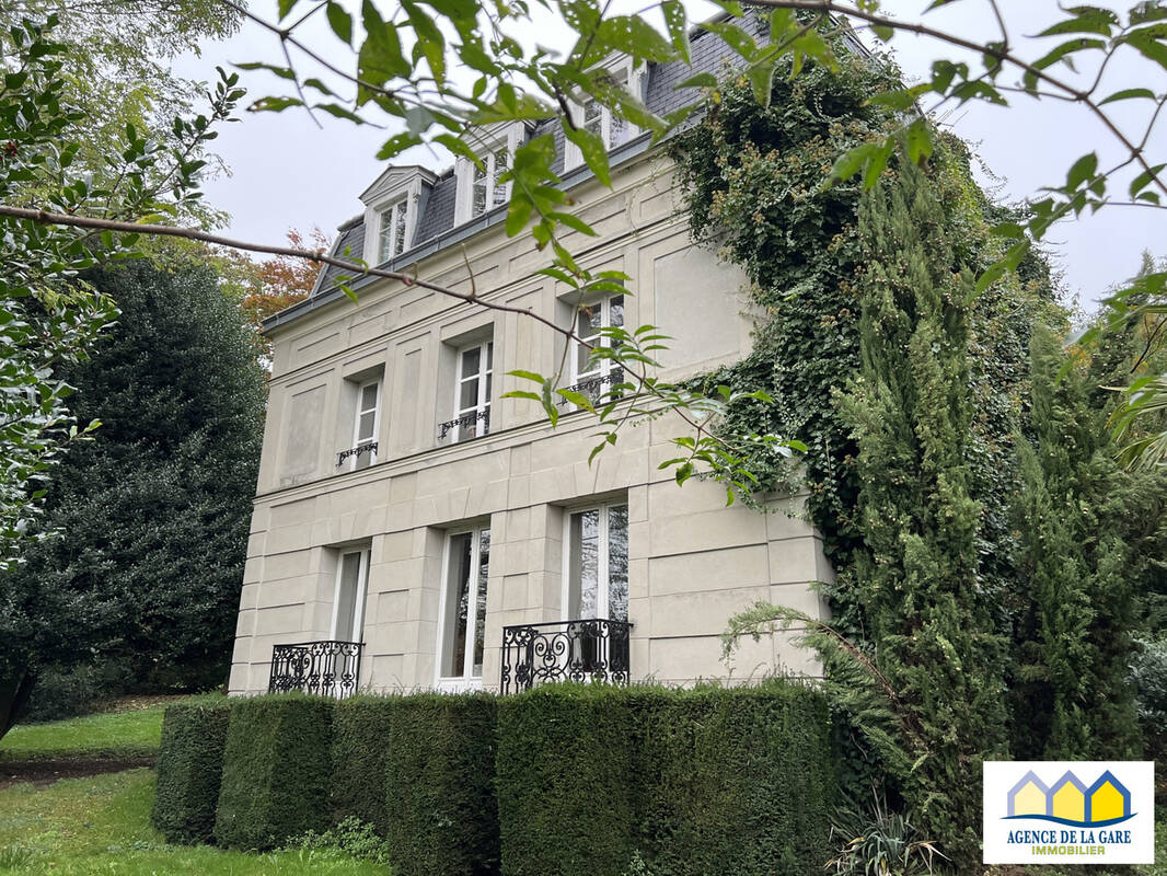 Maison à LOUVRES