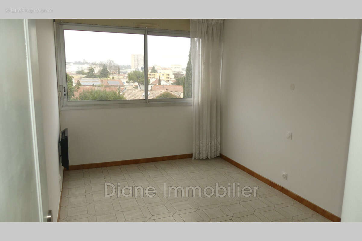 Appartement à NIMES