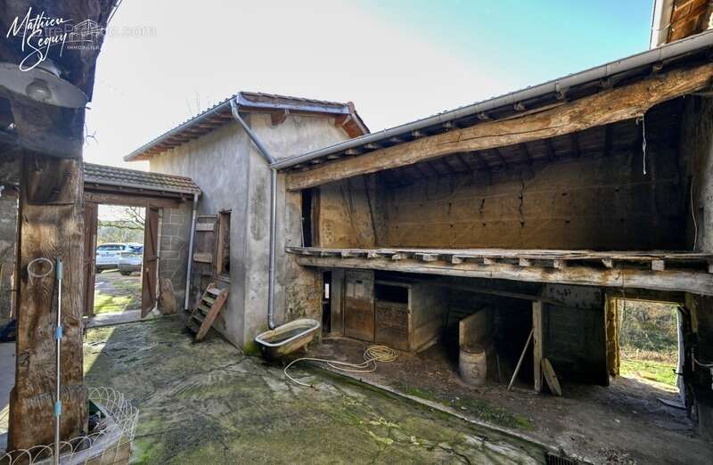 Maison à THURINS