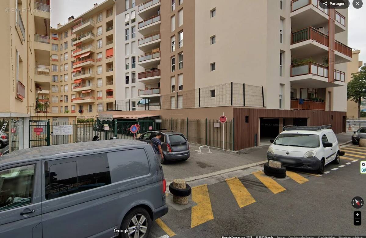 Parking à NICE