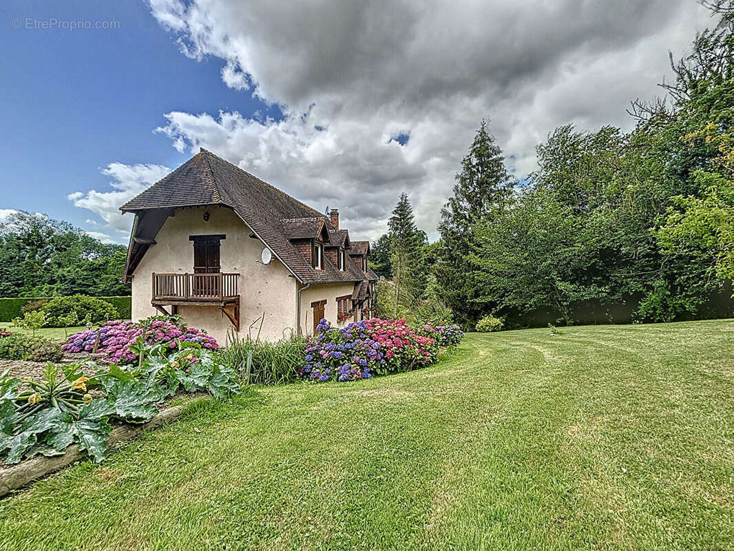 Maison à BONNEBOSQ