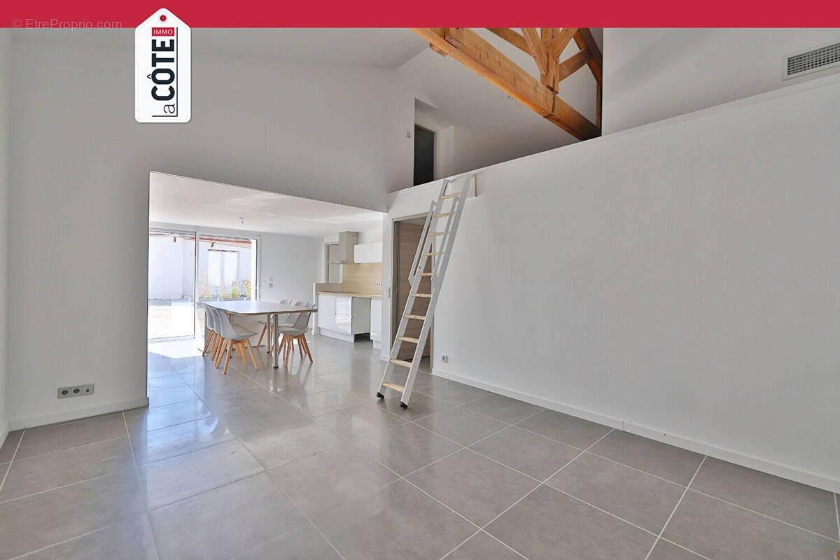 Maison à ENSUES-LA-REDONNE