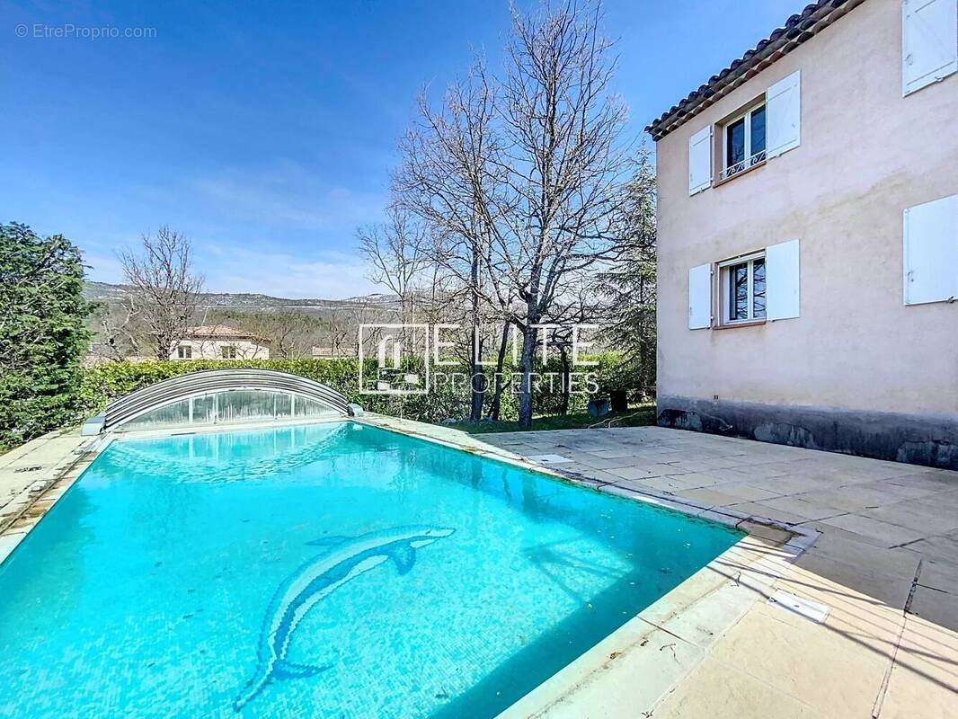 Maison à SAINT-VALLIER-DE-THIEY