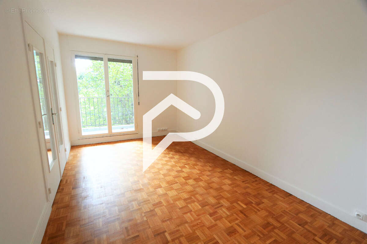 Appartement à SAINT-GRATIEN