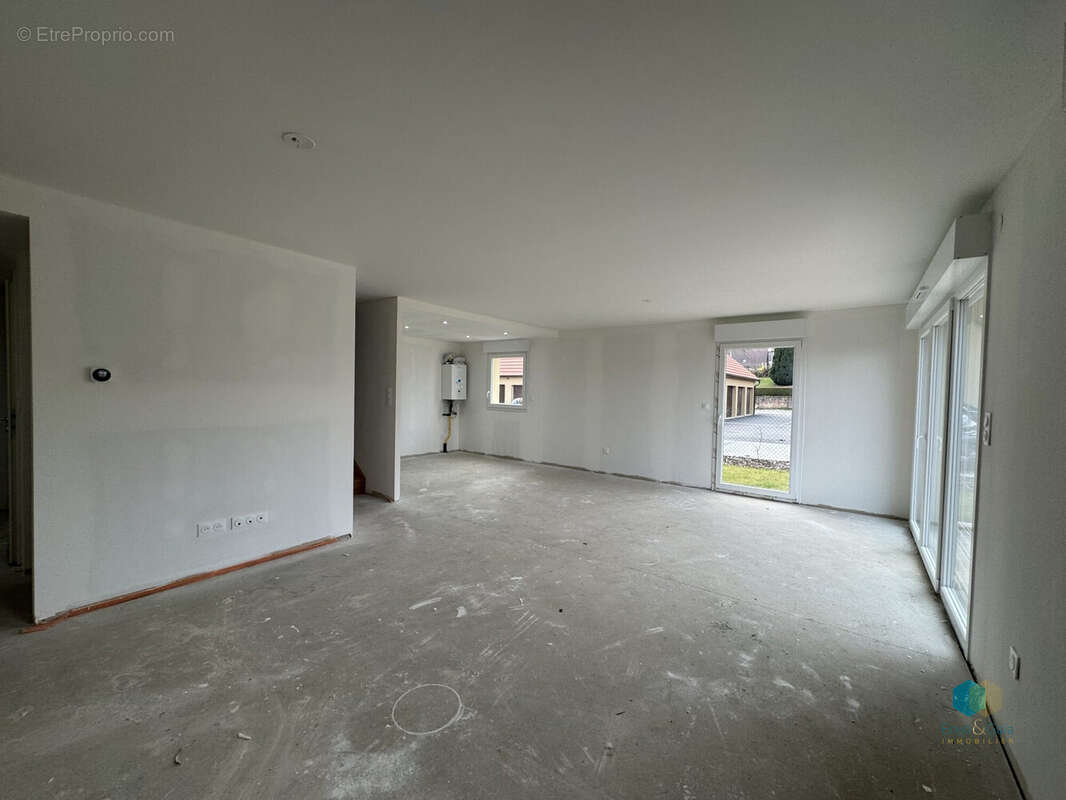 Pièce de vie - Appartement à EPFIG