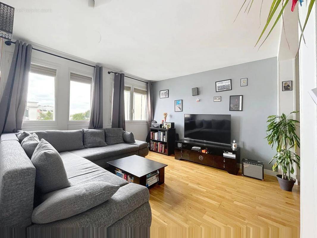 Appartement à MONTROUGE