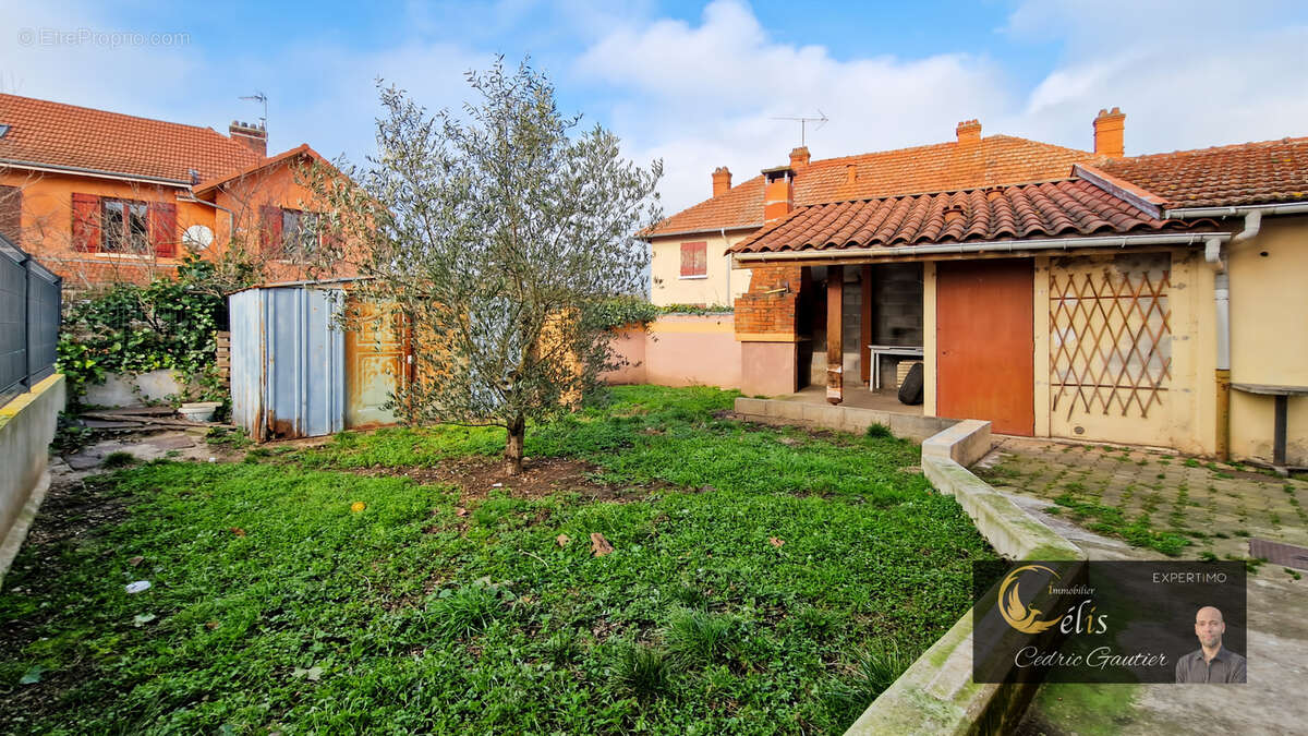 Appartement à DECINES-CHARPIEU