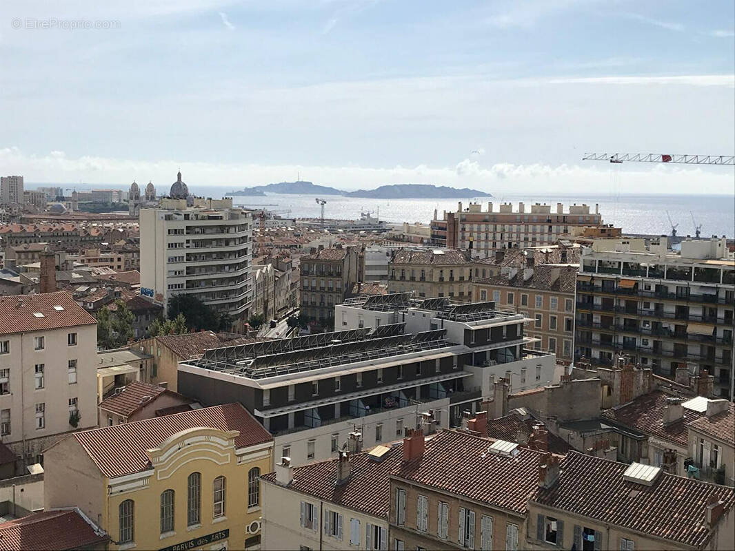 Appartement à MARSEILLE-3E