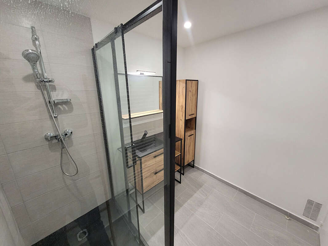 Appartement à VERRIERES-LE-BUISSON