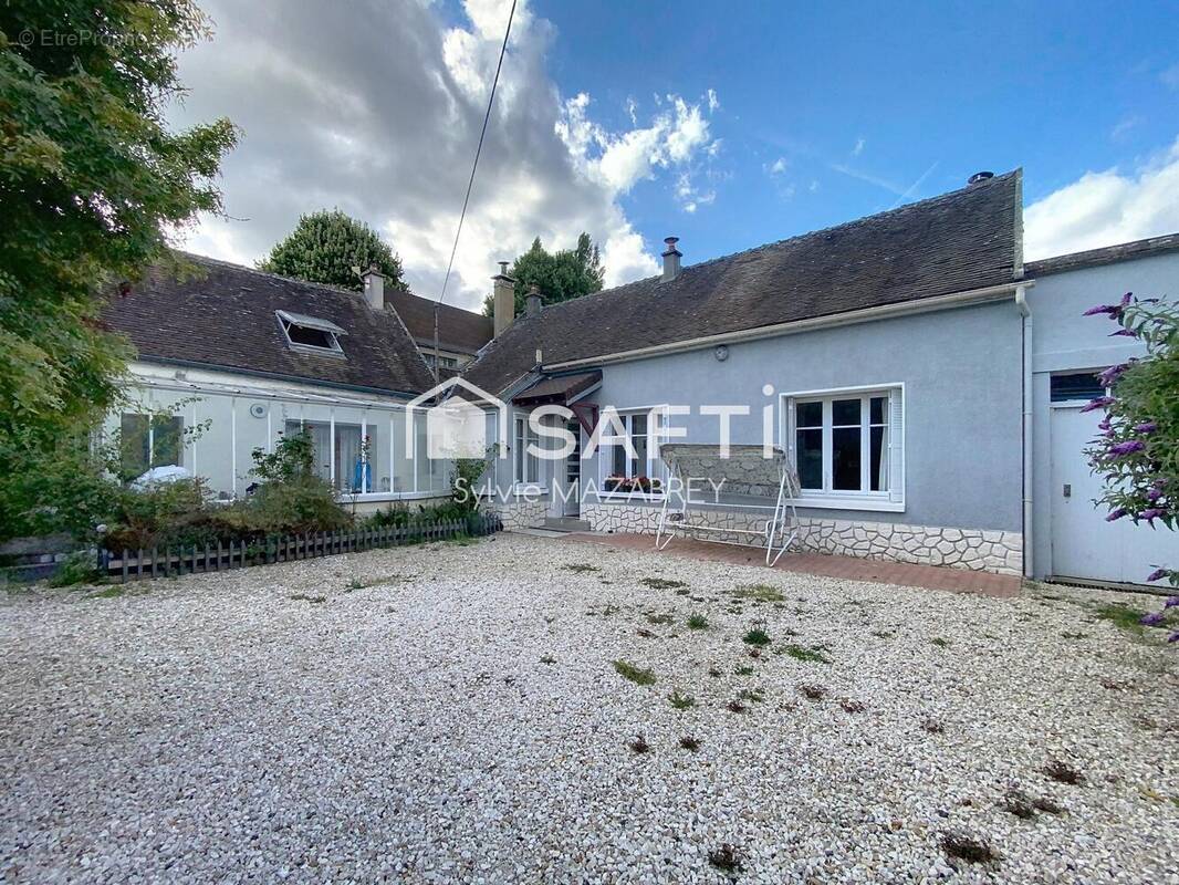 Photo 1 - Maison à BRAY-SUR-SEINE