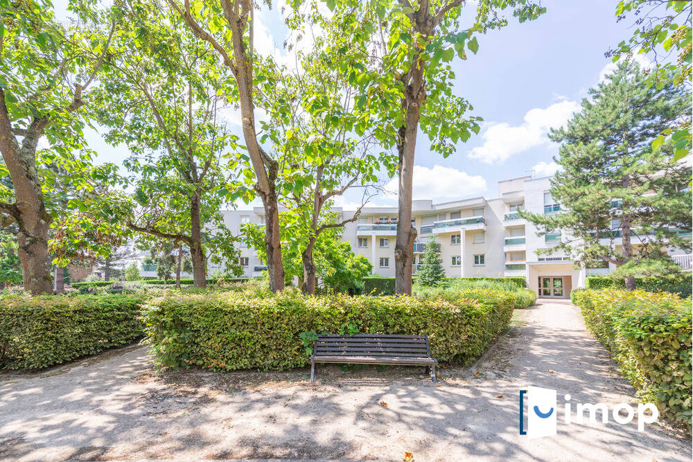 Appartement à ERMONT