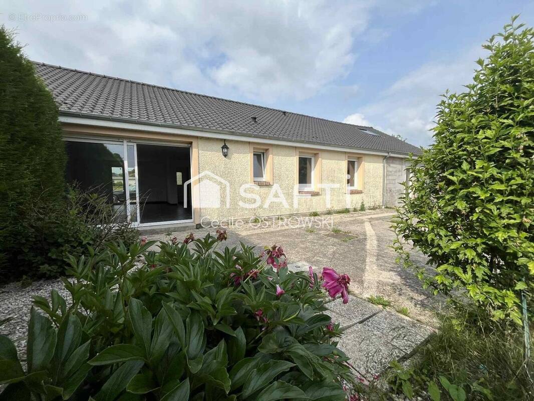 Photo 1 - Maison à FREVIN-CAPELLE