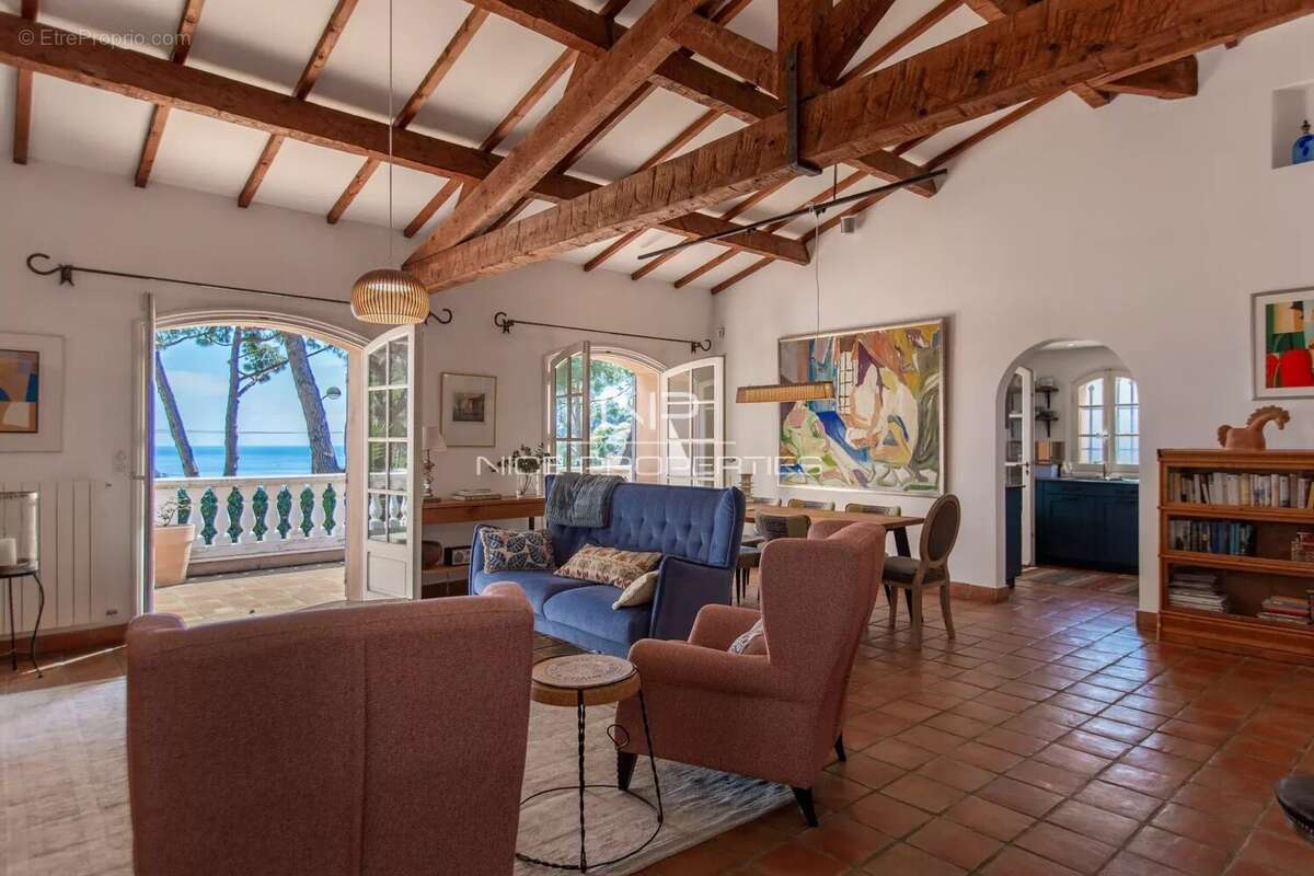 Maison à VILLEFRANCHE-SUR-MER