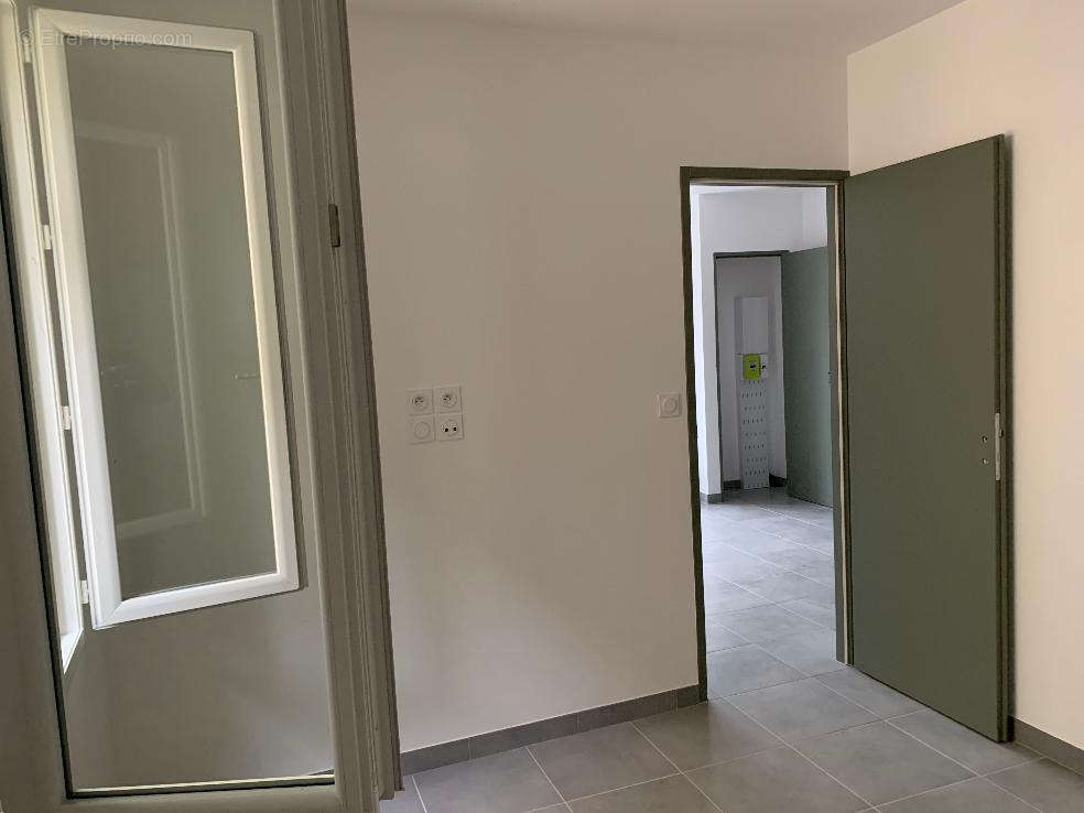 Appartement à BOULETERNERE
