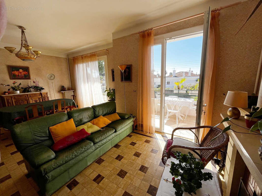 Maison à HYERES