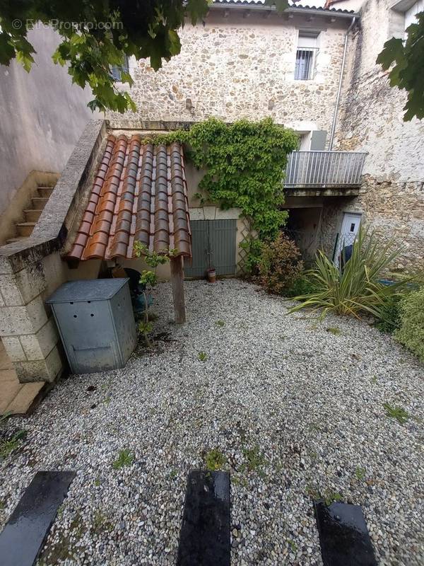 Maison à NONTRON